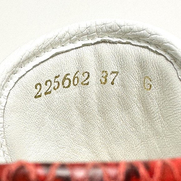 Gucci Sneakers- Size 37 - Picture 12 of 16